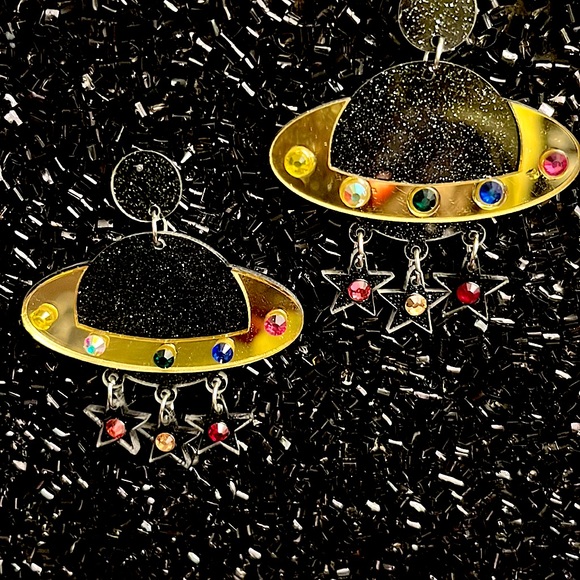 Planet Earrings - Picture 1 of 10